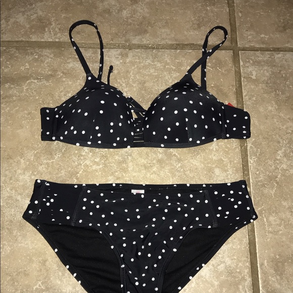 bathing suit - Picture 1 of 1
